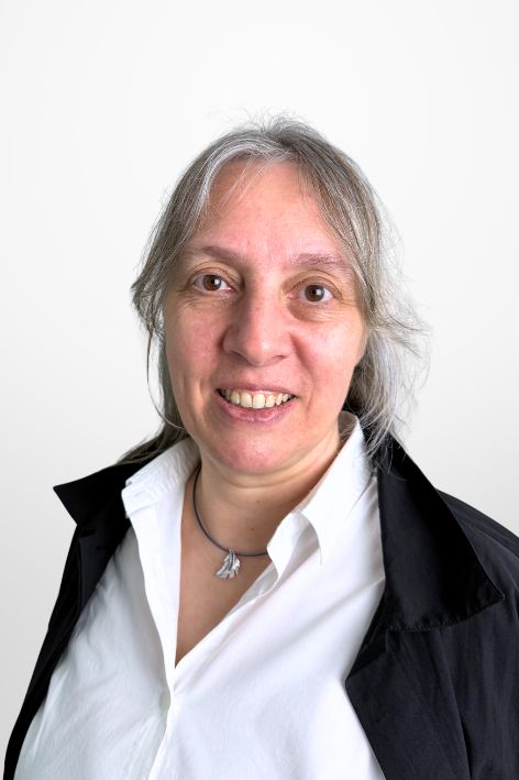 Angela Maus